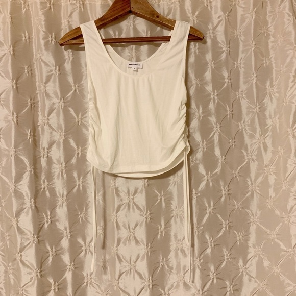 REVOLVE Superdown “Gwen” White Ribbed Crop Tank Top Side Ruching - Picture 5 of 13